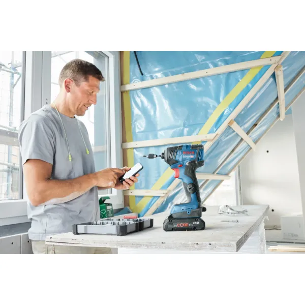 Акумулаторен ударен гайковерт Bosch GDR 18V-200 C / 2 x 4,0Ah ProCORE, L-Boxx