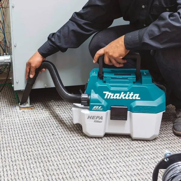 Акумулаторна прахосмукачка MAKITA DVC750LZ/ 18 V