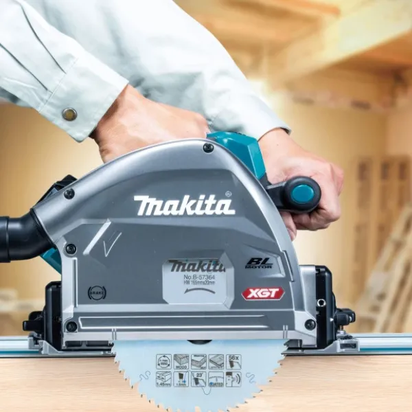 Акумулаторен циркуляр Makita SP001GZ03/ 40V