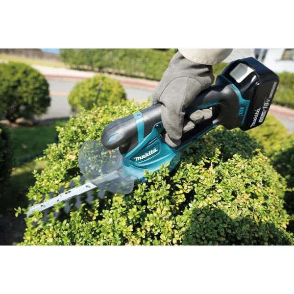 Акумулаторна ножица за трева и храсти Makita DUM111SYX/ 18V/ 1.5Ah