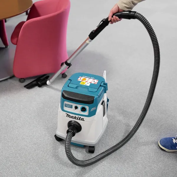 Акумулаторна прахосмукачка за сухо почистване Makita DVC156LZ/ 18V+18V
