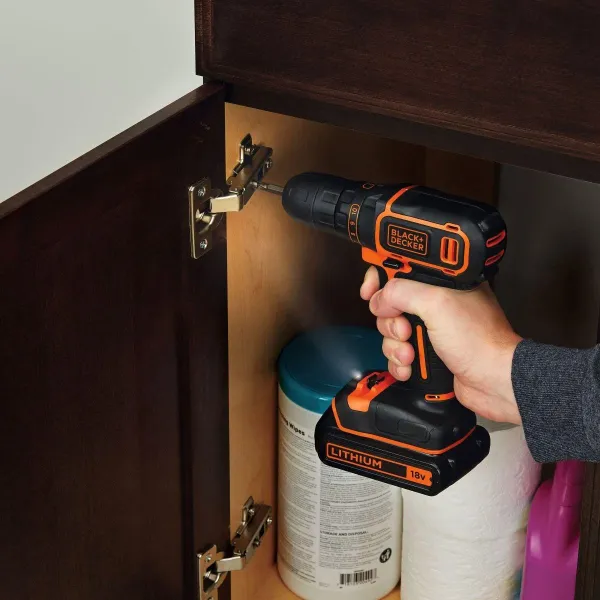 Акумулаторен винтоверт Black&Decker BDCDC18 1.5 Ah