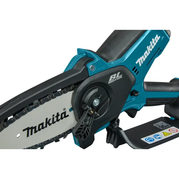 Акумулаторна безчеткова кастрачка Makita UC100DZ/ 12V