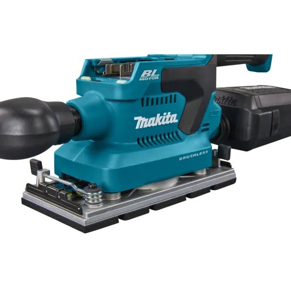 Акумулаторен виброшлайф Makita DBO381ZU/ 18 V