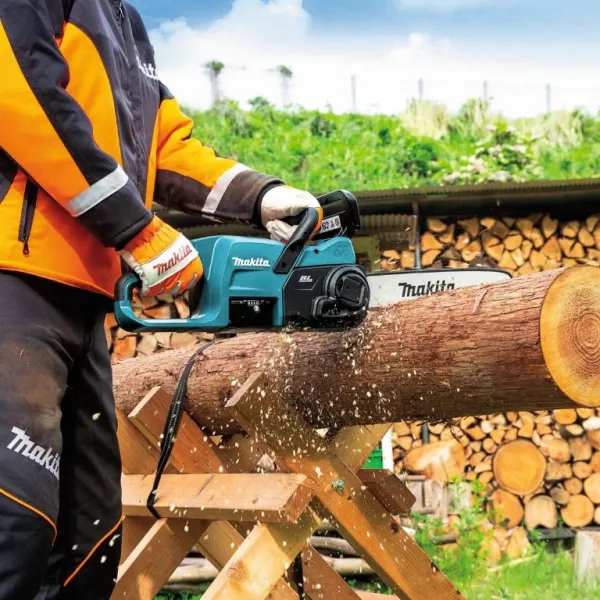 Акумулаторен верижен трион Makita DUC307RT/ 18V/ 5Ah