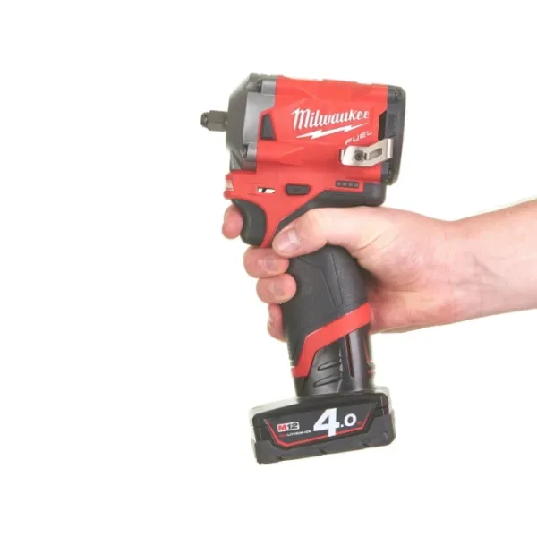 Aкумулаторен гайковерт Milwaukee M12FIW38-0 / 12V