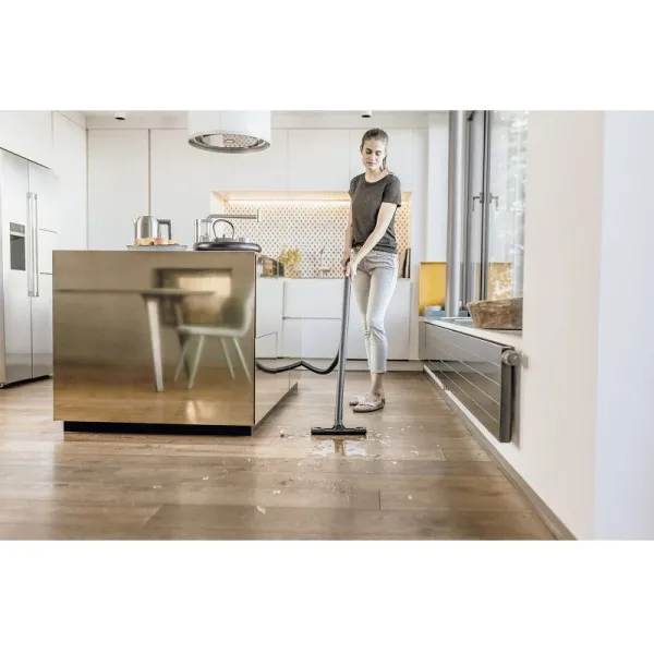 Прахосмукачка за сухо и мокро почистване Karcher WD 2 PLUS V-15/4/18/C/ 1000W