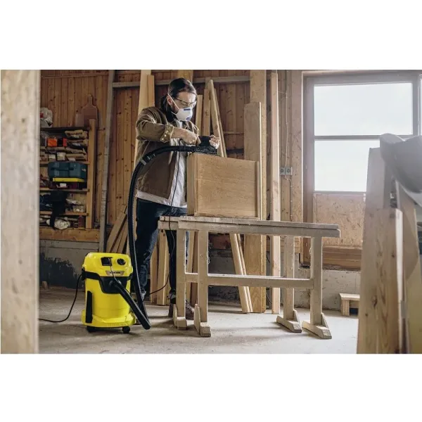 Прахосмукачка за сухо и мокро почистване Karcher WD 3 P V-17/4/20/ 1000W