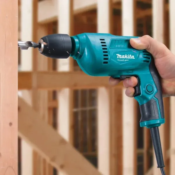 Електрическа бормашина Makita 6413/ 450W