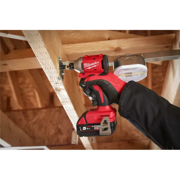 Акумулаторен ударен винтоверт MIlwaukee M18 BLIDR-502X/ 18V/ 2x5Ah