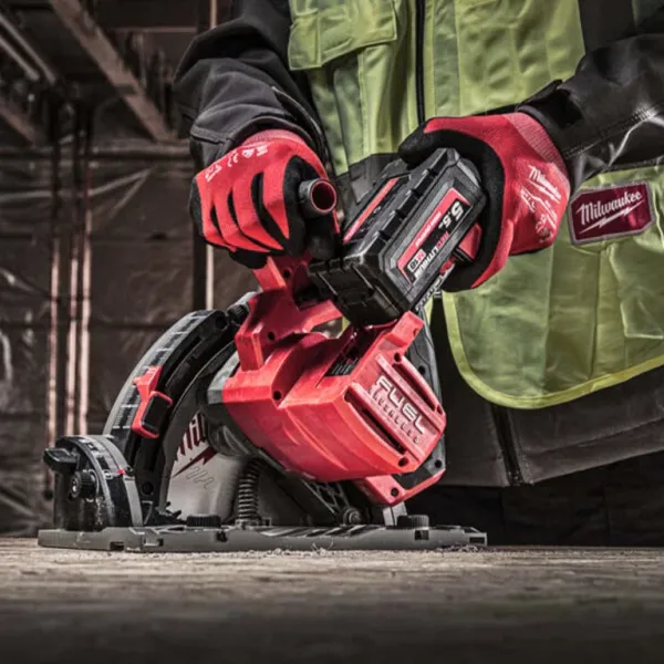 Акумулаторен ръчен циркуляр Milwaukee M18 FPS55-552P/ 18V/ 2x5.5Ah