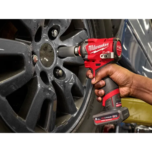 Акумулаторен гайковерт MIlwaukee M12 FCIWF12G3-0/ 12V