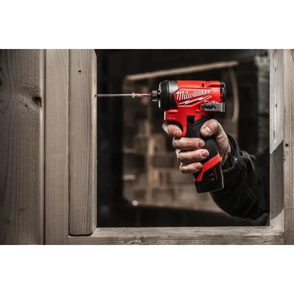 Акумулаторен винтоверт Milwaukee M12FID2-202X/ 12V/ 2x2Ah