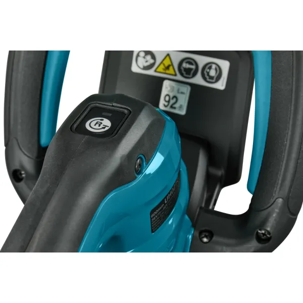 Акумулаторен храсторез Makita UH021GZ/ 40 V