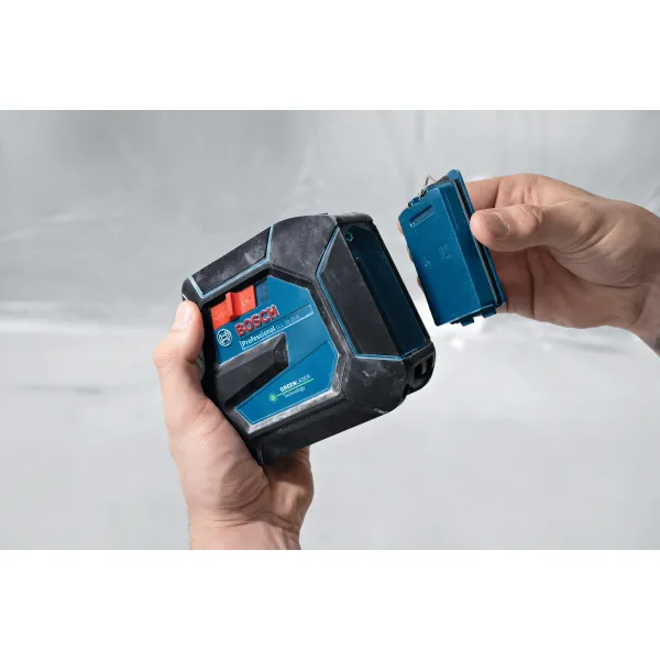 Линеен лазерен нивелир Bosch GLL 20-22 G/ 3.7V/ 3Ah