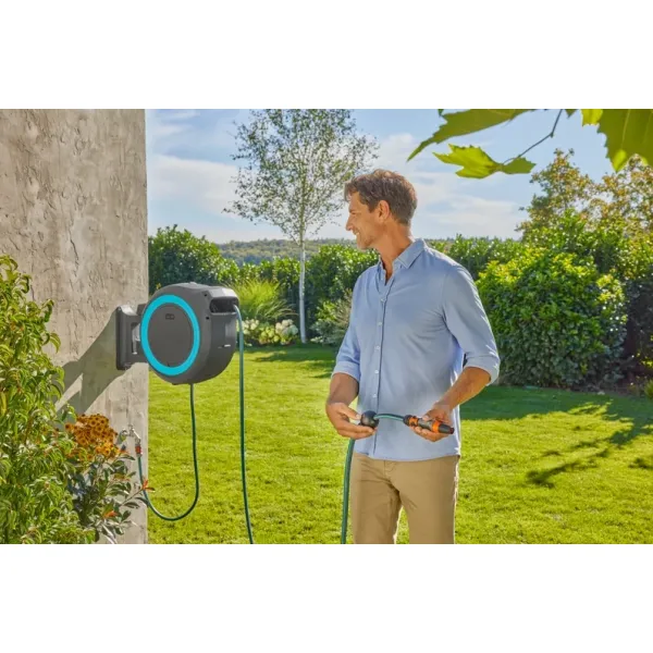 Акумулаторна стенна макара с маркуч Gardena Hose Box PowerRoll XXL solo/ 40 м