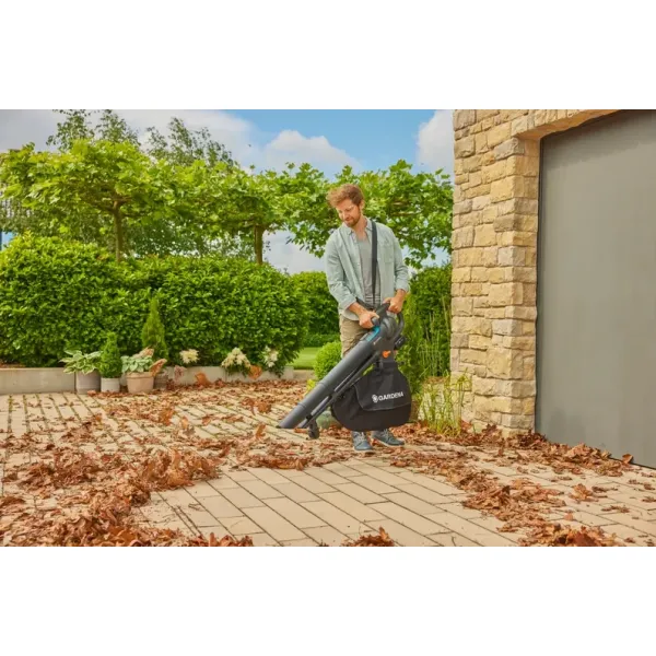 Акумулаторна духалка за листа Gardena PowerJetCollect 18V P4A Set/ 18V/ 4Ah
