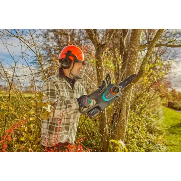 Акумулаторен верижен трион Gardena PowerSaw 250/18V / 18V/ 4Ah