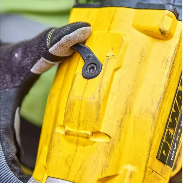 Акумулаторен такер Dewalt DCN930N/ 18V
