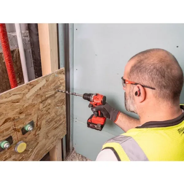 Акумулаторен винтоверт Milwaukee M18BLDDRC-502C/ 18V/ 2x5Ah