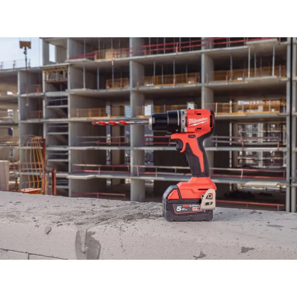 Акумулаторен ударен винтоверт Milwaukee M18BLPDRC-202C/ 18V/ 2x2Ah
