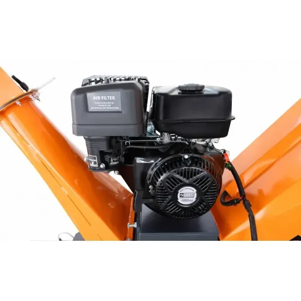Дробилка за клони CORMAK R1500/ 30 к.с.
