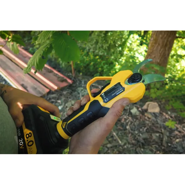 Акумулаторна градинска ножица PROTECO 5110NV20P/ 20V