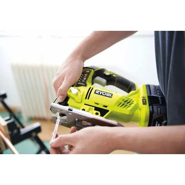 Акумулаторен прободен трион RYOBI R18JS-0 SOLO