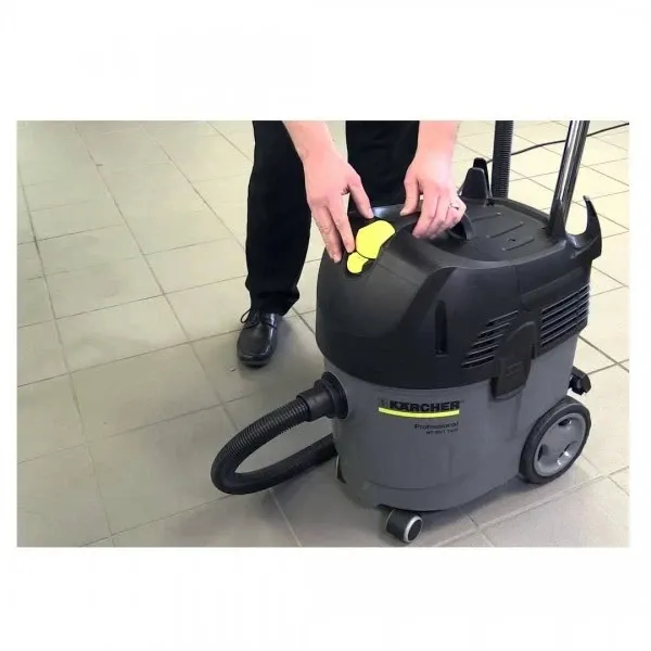 Индустриална прахосмукачка Karcher NT 35/1 Tact Bs 1380 W