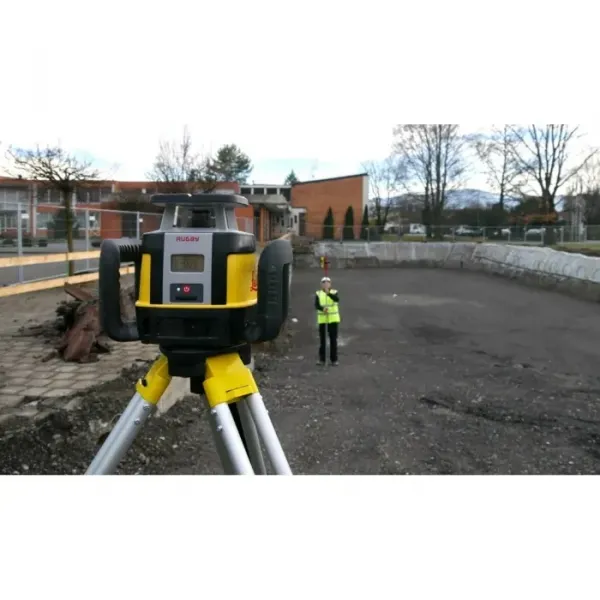 Ротационен лазерен нивелир Leica Rugby CLA-ctive/  ± 1.5мм